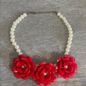 Elegant Red Floral Pearl Necklace